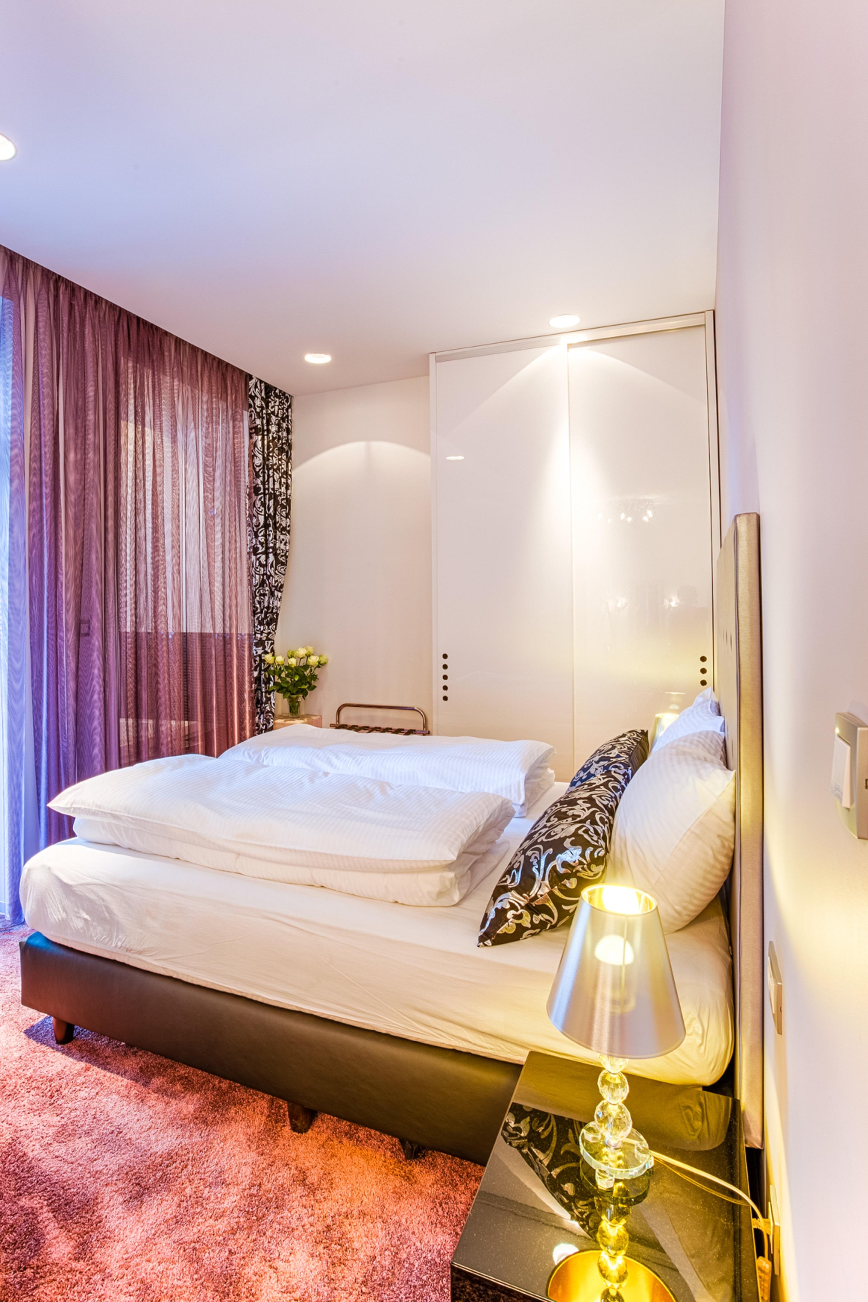 Affittacamere Starlight Luxury 4*