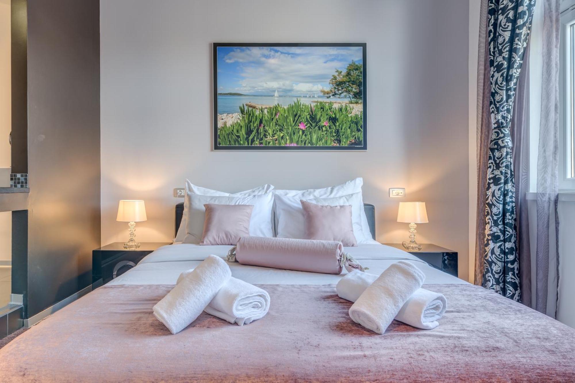 Affittacamere Starlight Luxury 4*